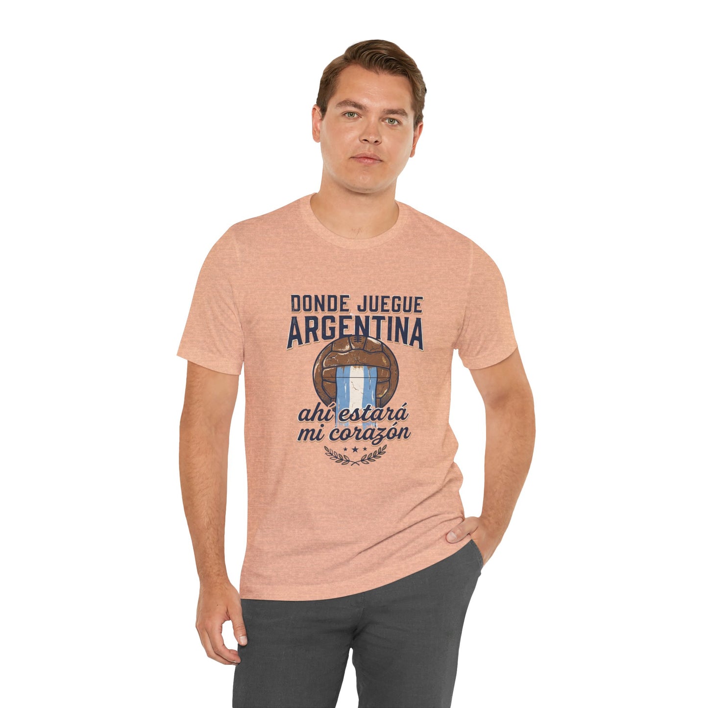 Camiseta "Donde juegue Argentina, ahí estará mi corazón"