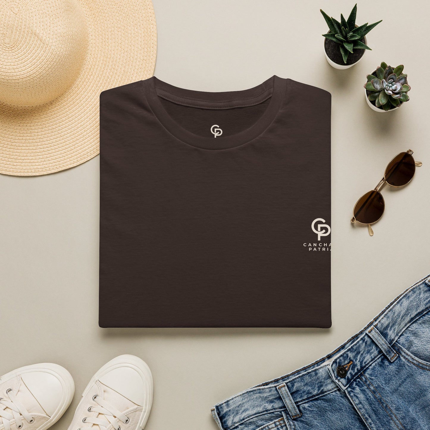 CAMISETA BARRIO.NO NECESITÁBAMOS MÁS. DOS AMIGOS. UN BALÓN. Y TODA LA TARDE.