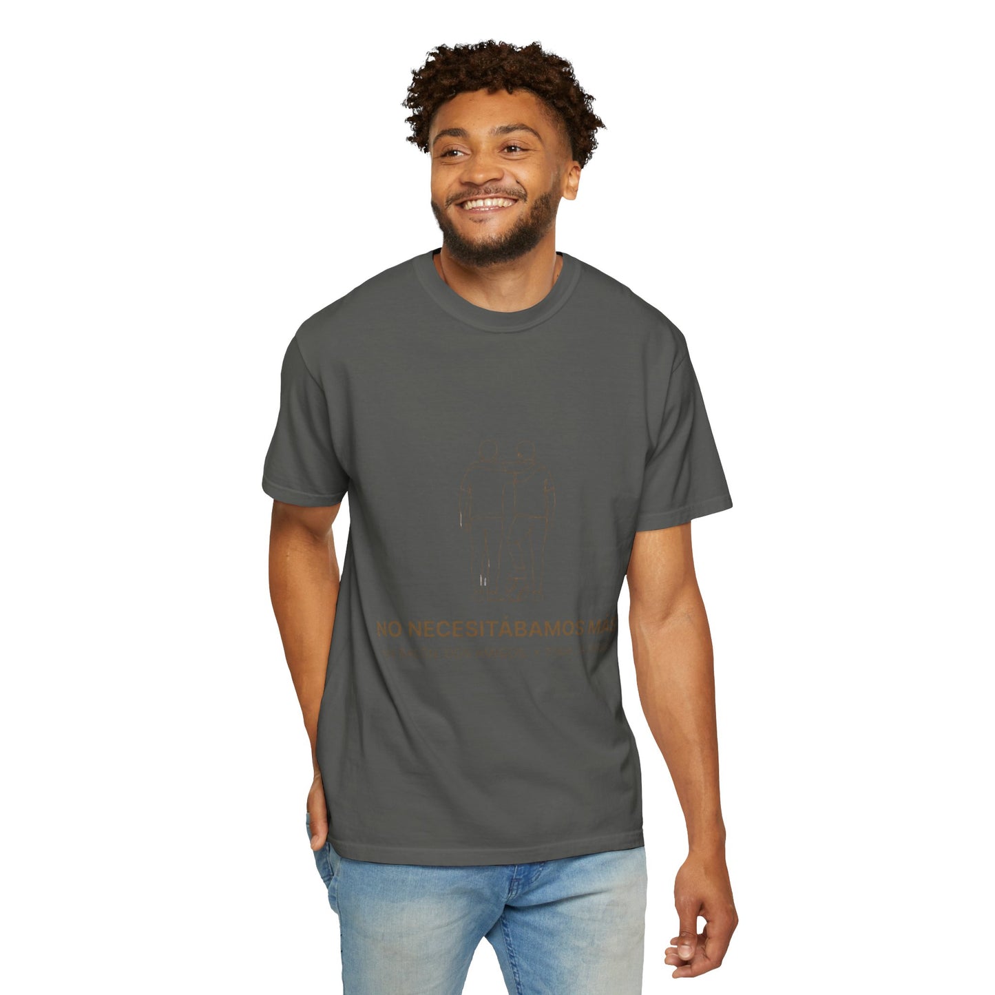 CAMISETA BARRIO. NO NECESITÁBAMOS MÁS. UN BALÓN. DOS AMIGOS. Y TODA UNA TARDE.