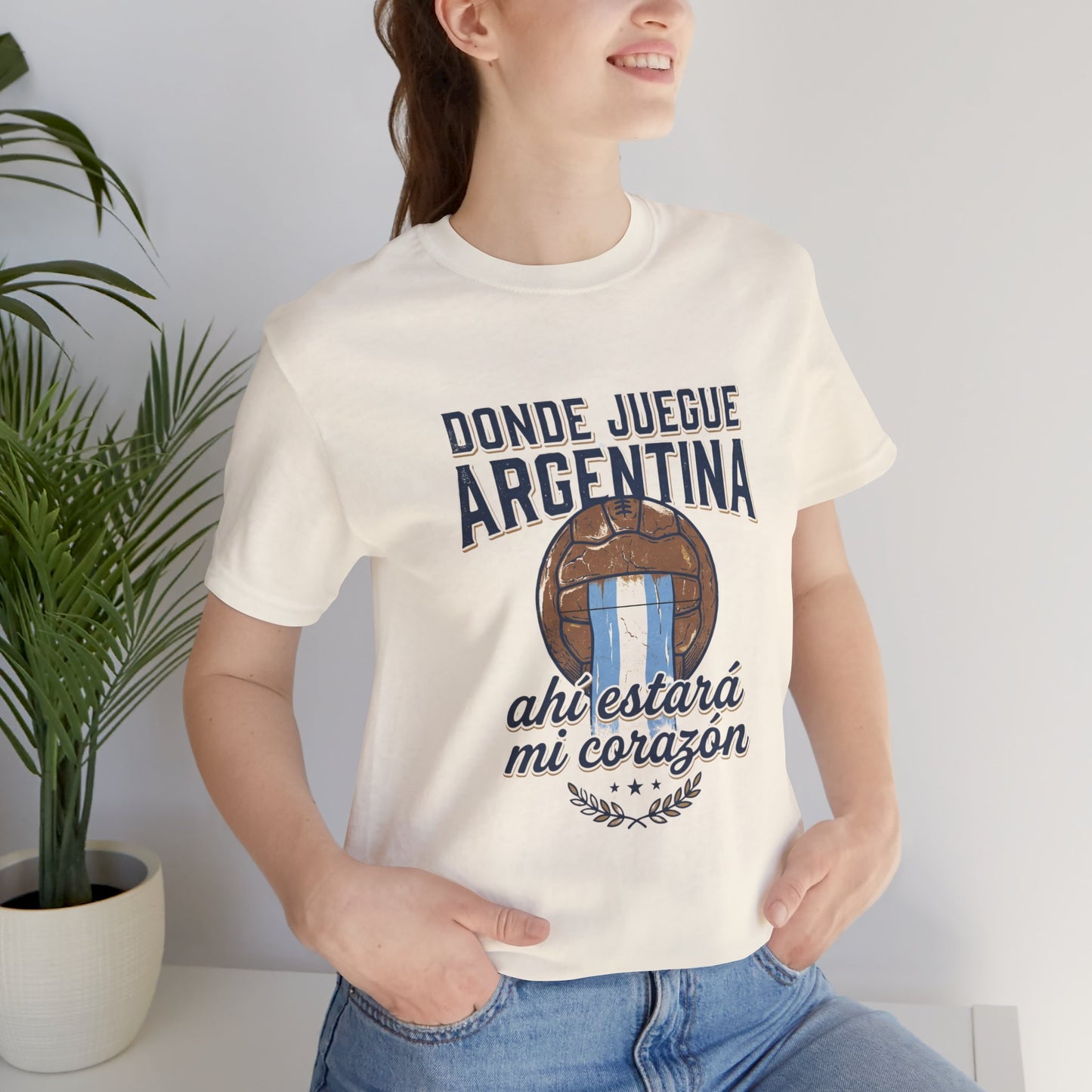 Camiseta "Donde juegue Argentina, ahí estará mi corazón"