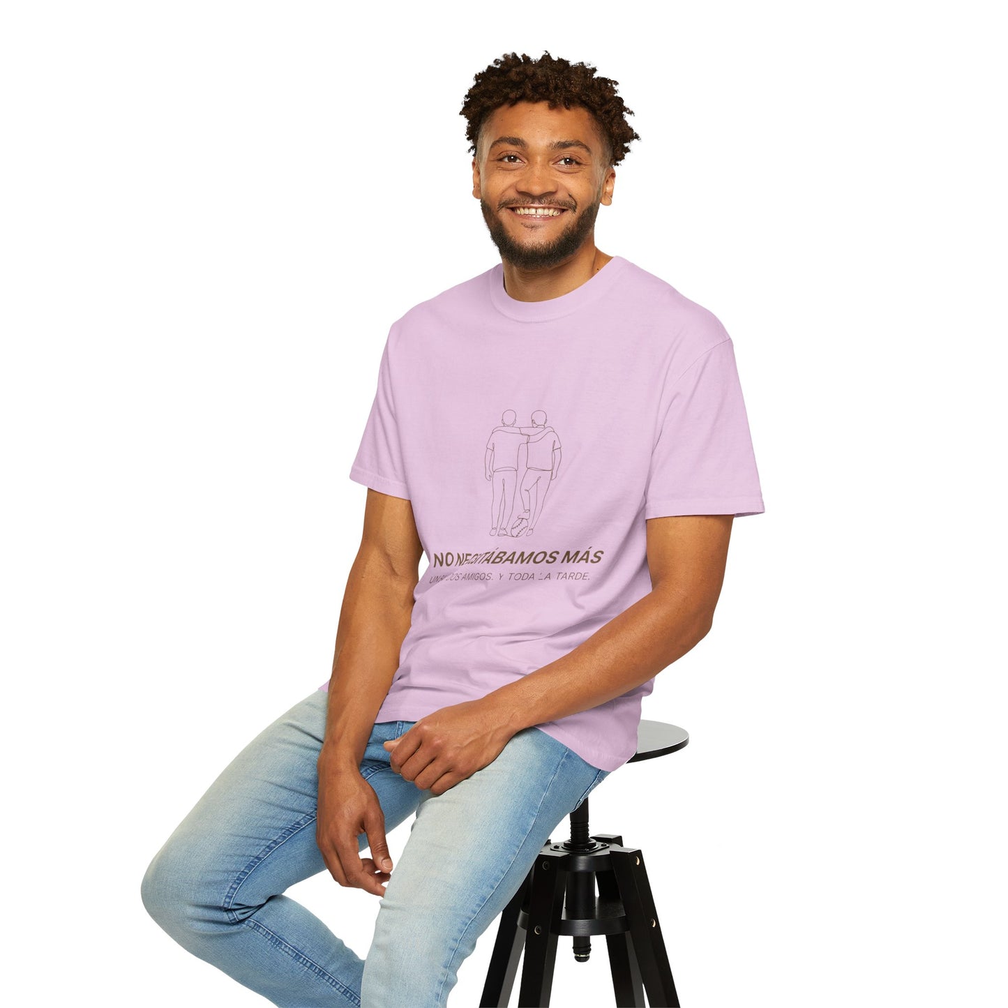 CAMISETA BARRIO. NO NECESITÁBAMOS MÁS. UN BALÓN. DOS AMIGOS. Y TODA UNA TARDE.