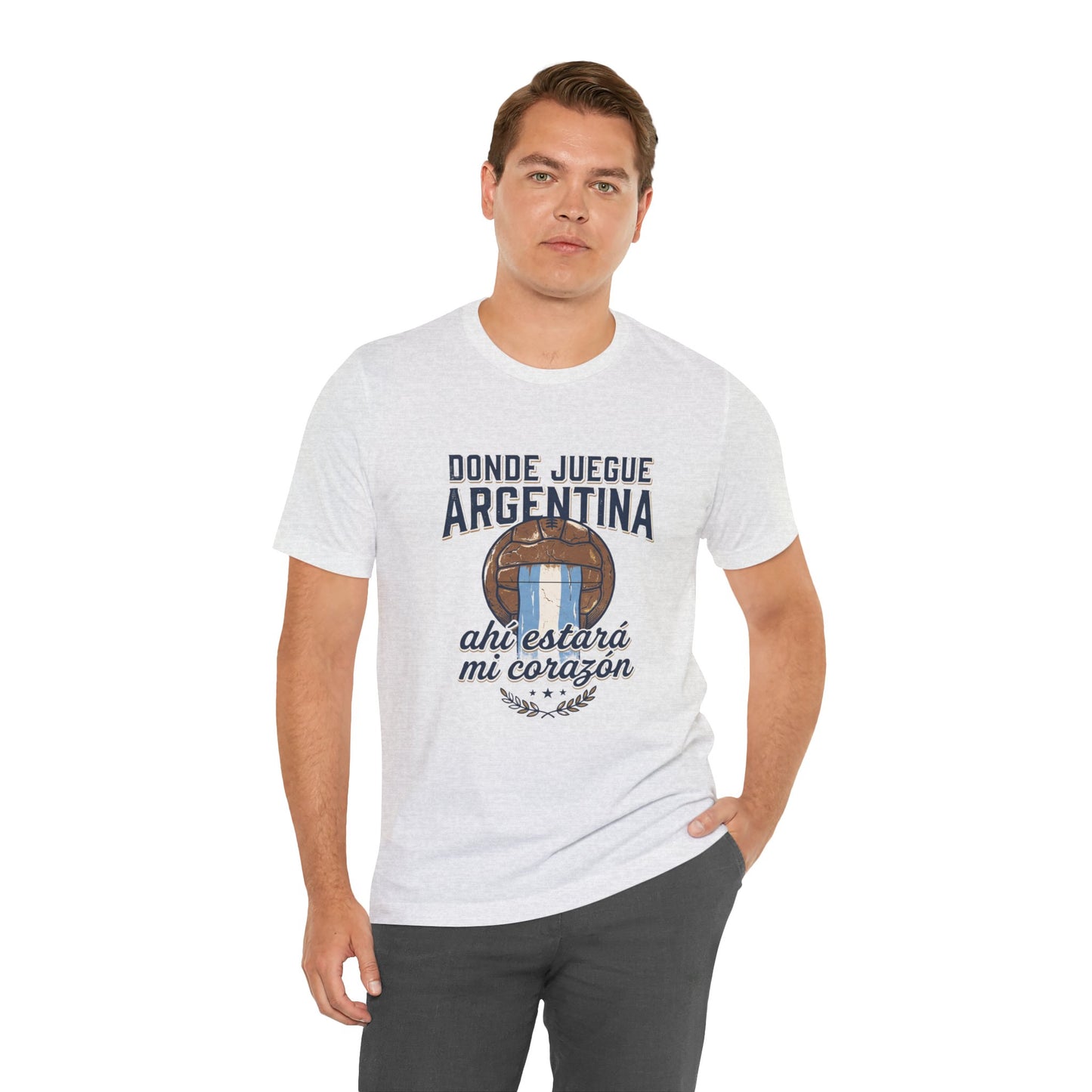 Camiseta "Donde juegue Argentina, ahí estará mi corazón"