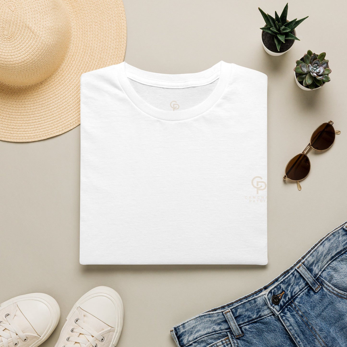 CAMISETA BARRIO.NO NECESITÁBAMOS MÁS. DOS AMIGOS. UN BALÓN. Y TODA LA TARDE.