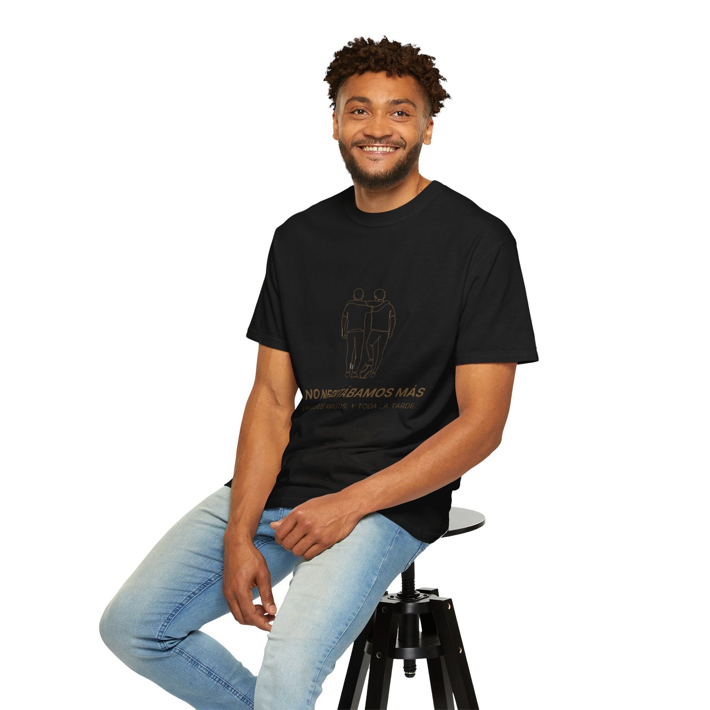 CAMISETA BARRIO. NO NECESITÁBAMOS MÁS. UN BALÓN. DOS AMIGOS. Y TODA UNA TARDE.