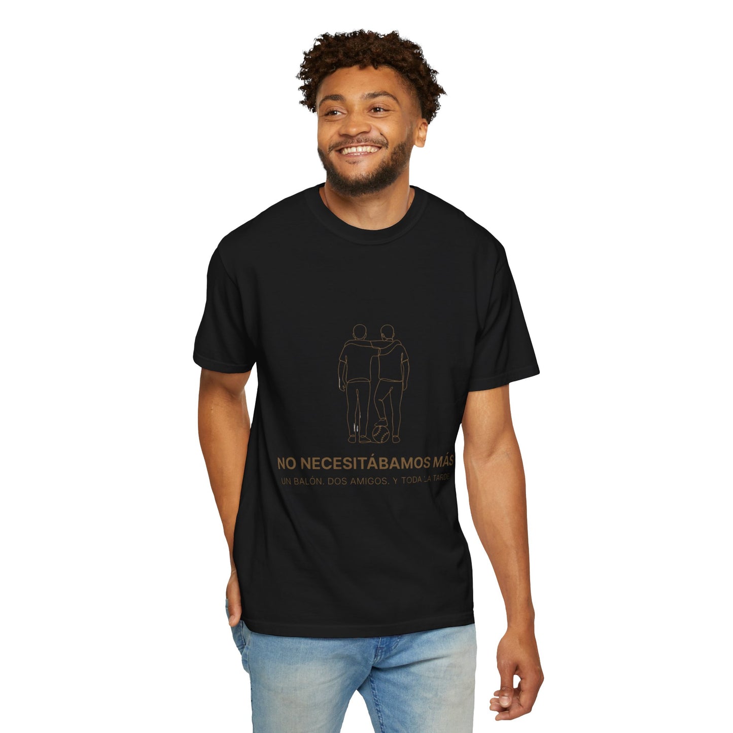 CAMISETA BARRIO. NO NECESITÁBAMOS MÁS. UN BALÓN. DOS AMIGOS. Y TODA UNA TARDE.