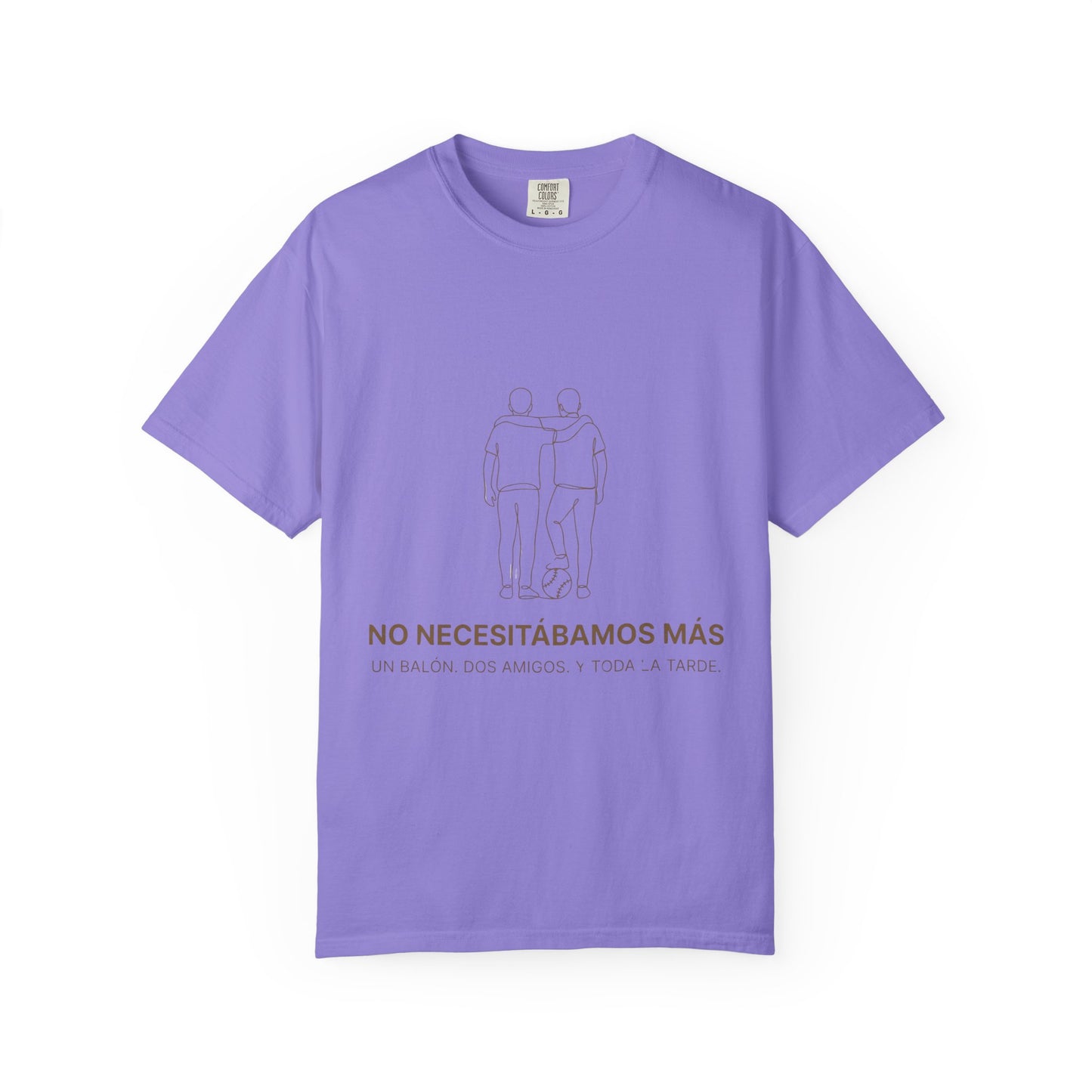 CAMISETA BARRIO. NO NECESITÁBAMOS MÁS. UN BALÓN. DOS AMIGOS. Y TODA UNA TARDE.