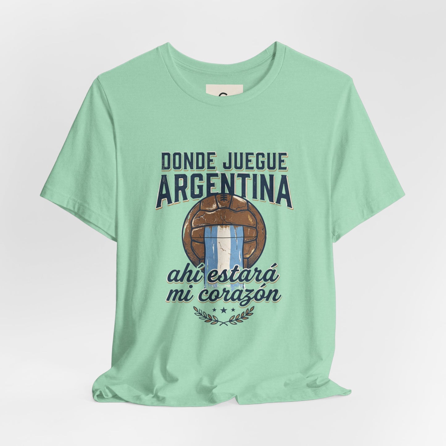 Camiseta "Donde juegue Argentina, ahí estará mi corazón"